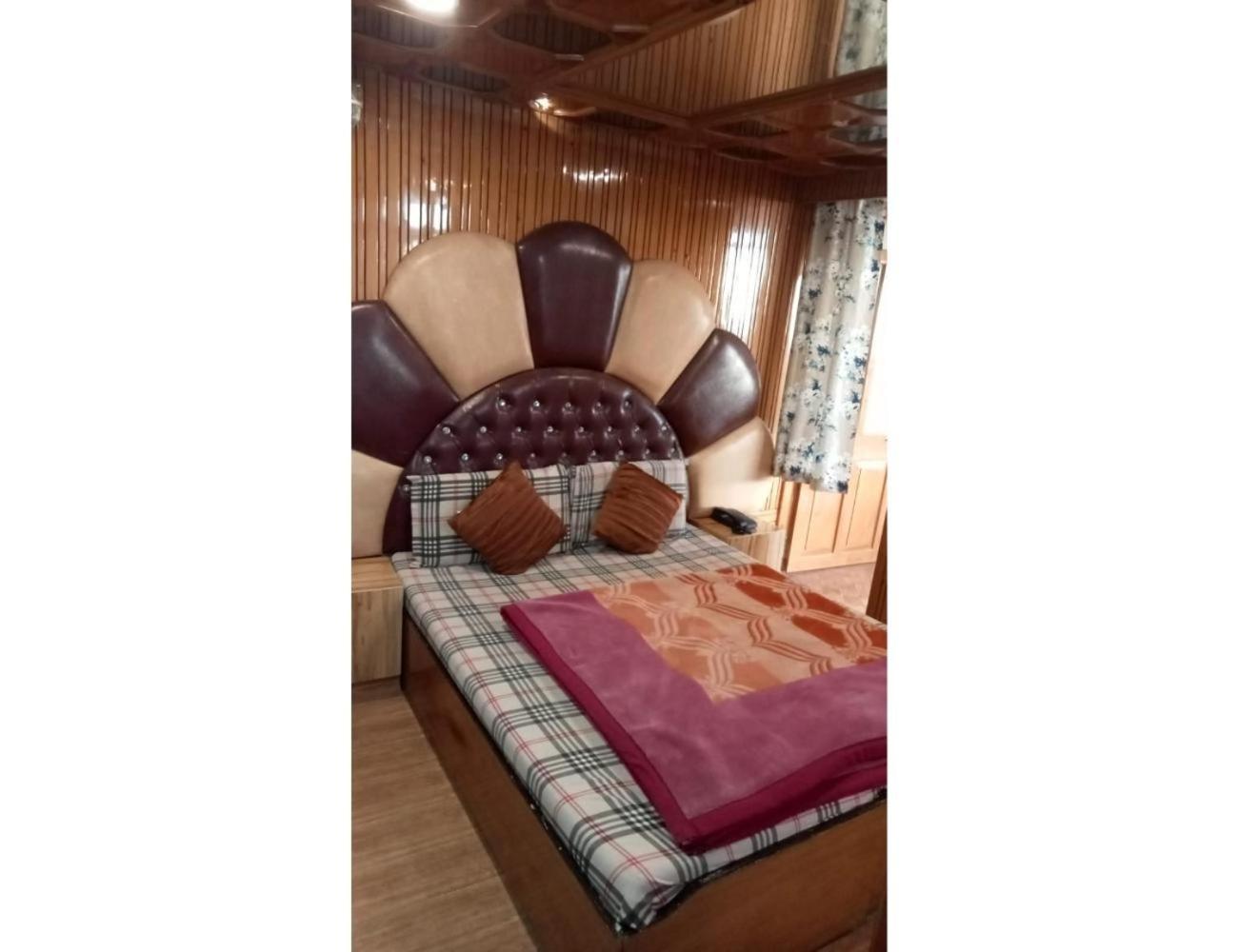 Hotel Doegar, Simlá Kültér fotó