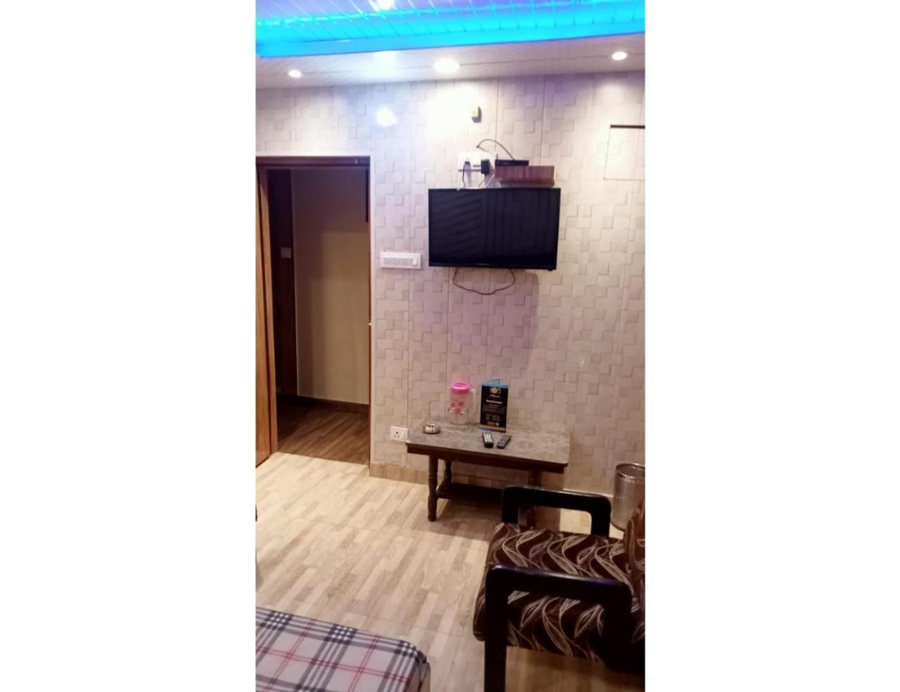Hotel Doegar, Simlá Kültér fotó